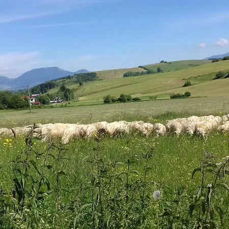 Provensal Apartman Lipótszentmiklós